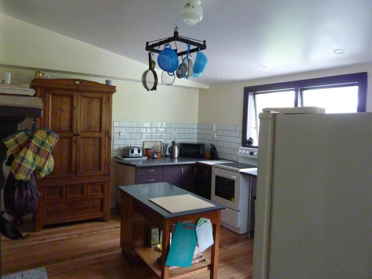 Halfmoon Cottage Akaroa Dış mekan fotoğraf