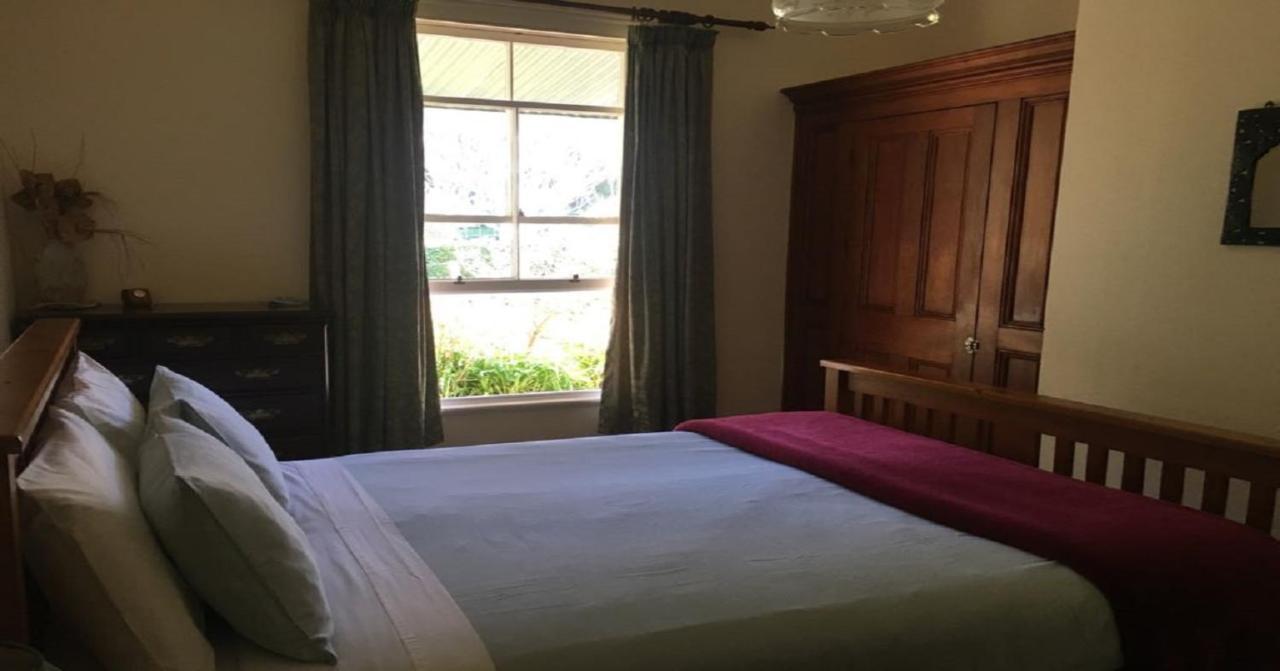 Halfmoon Cottage Akaroa Dış mekan fotoğraf